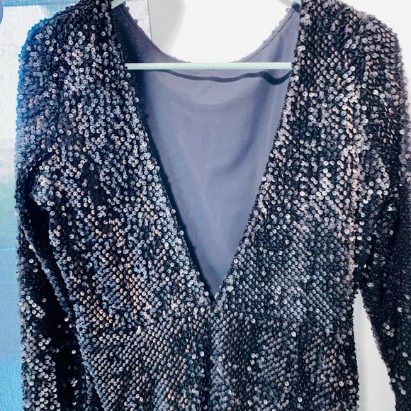 NEW! Mango Black Mini Sequin Dress | Short Shiny Long Sleeve & Stretchy - Picture 9 of 9